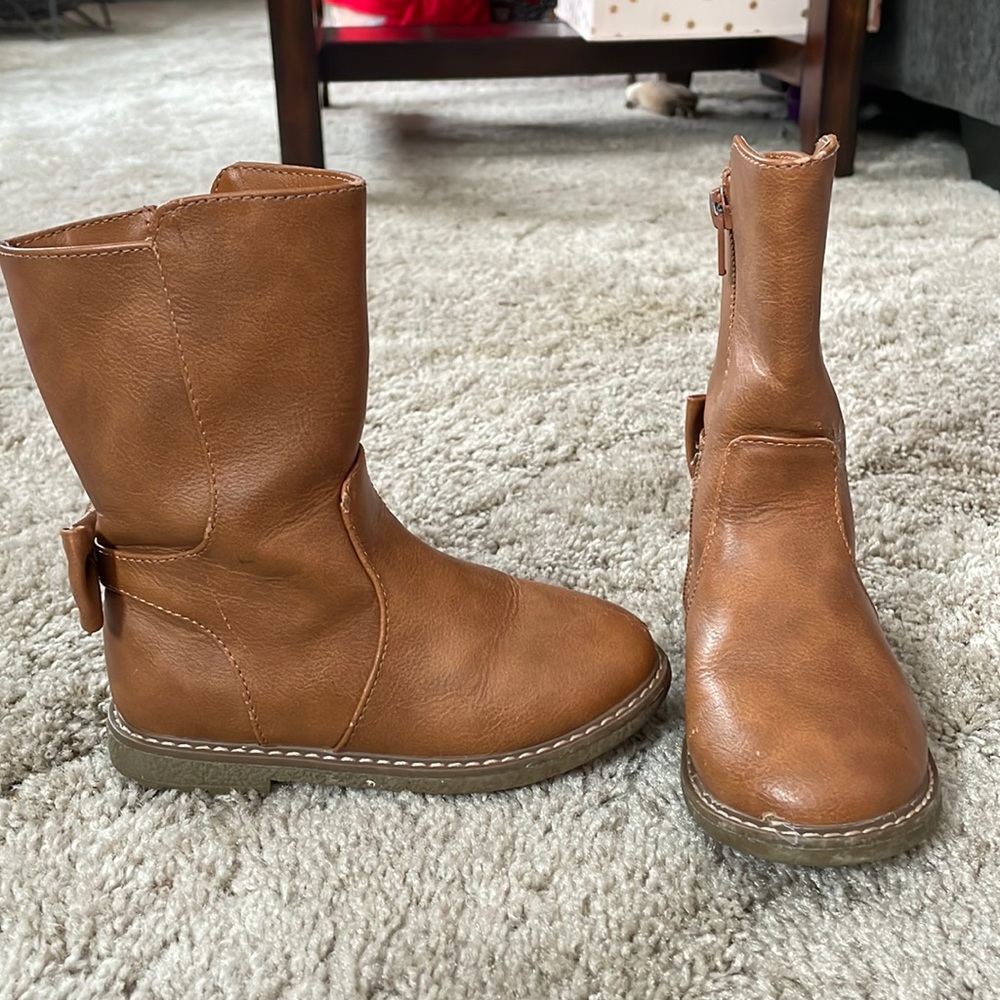 Brown Boots With Bows
